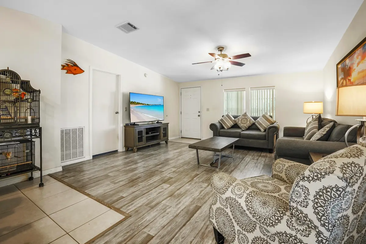 10 Living room 03 at 3304 Red Tailed Hawk Drive, Port St. Lucie