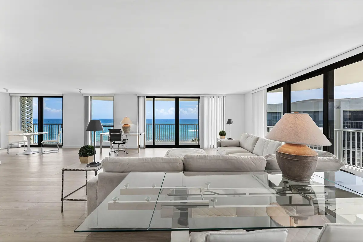 016 Great room (facing ocean, east) at 3360 S Ocean Boulevard 5fii, Palm Beach