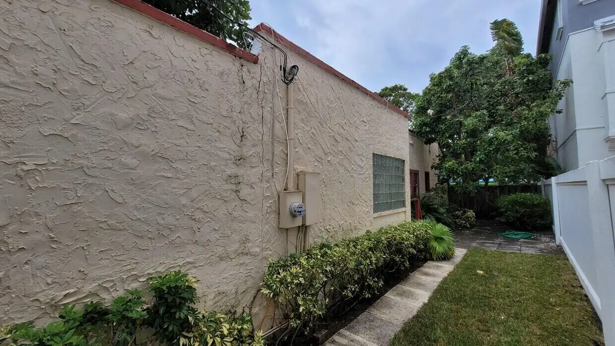 attachment (2) at 265 NE 5th Avenue, Delray Beach