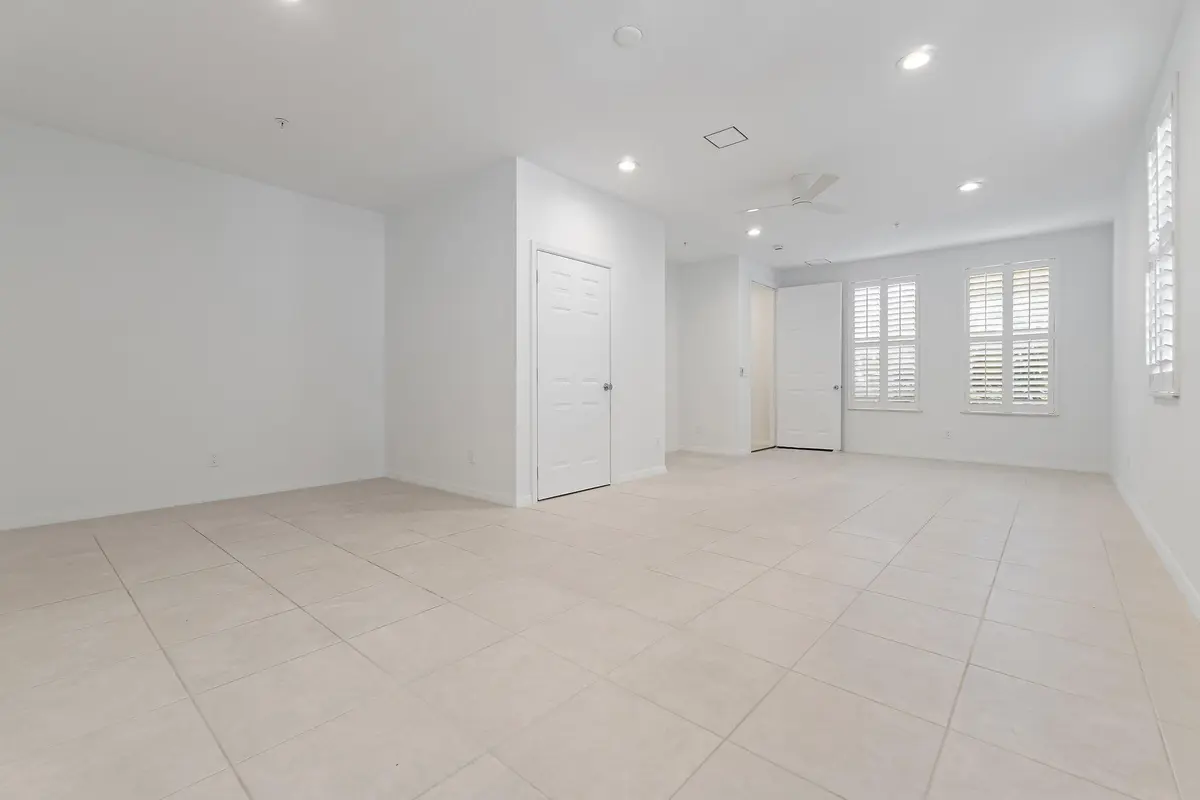 Main Level Flex-Space at 4273 E Main Street, Jupiter