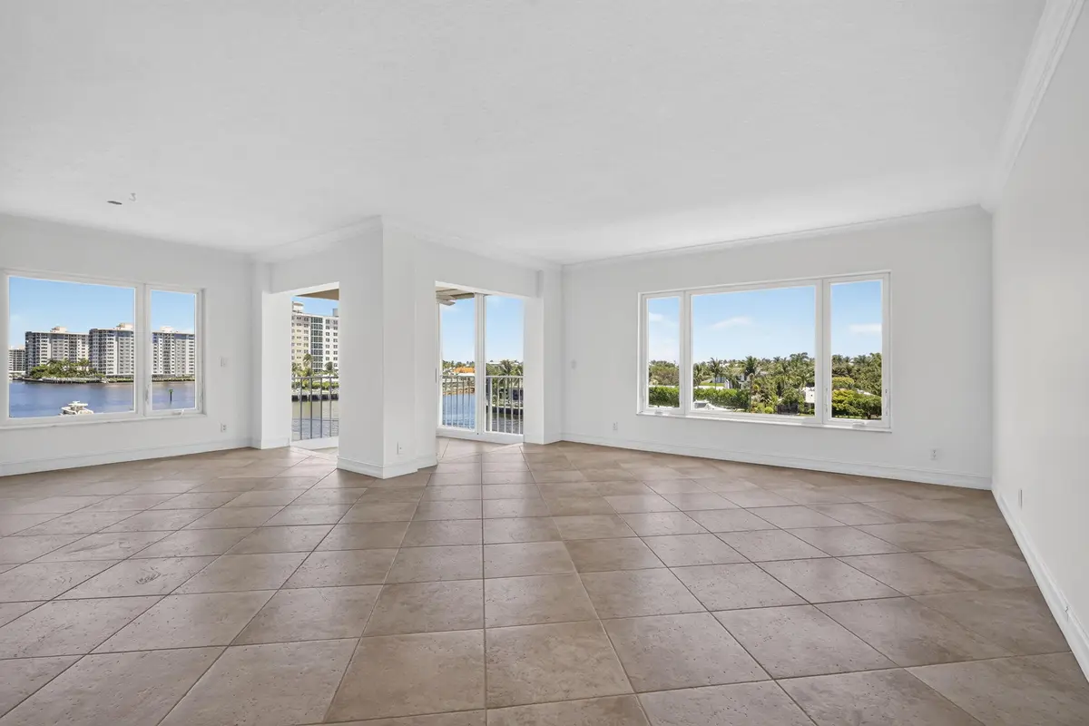 2-web-or-mls-_14A0220 at 555 SE 6TH Avenue 4F, Delray Beach
