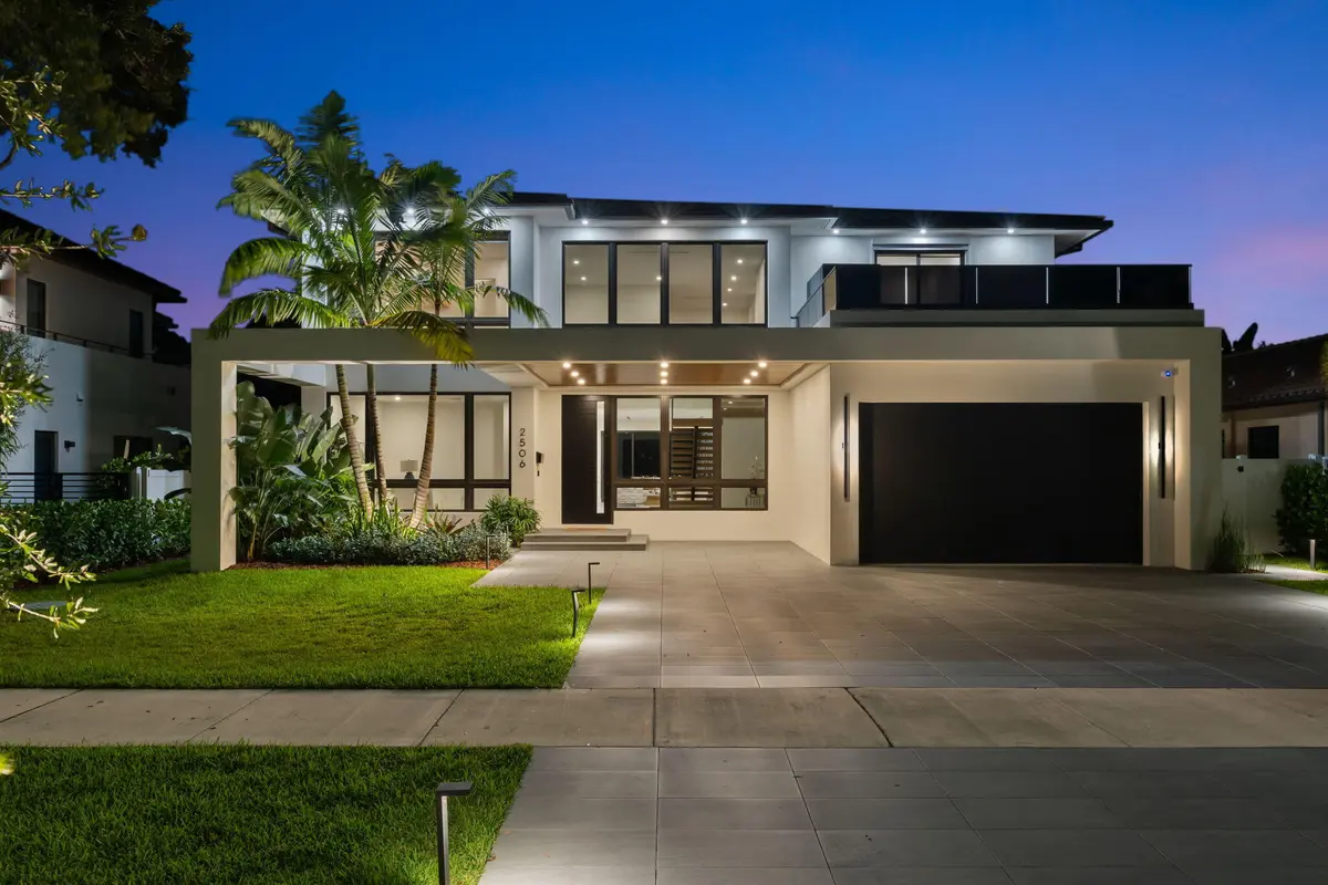 Frt at 2506 NE 14TH Street, Fort Lauderdale