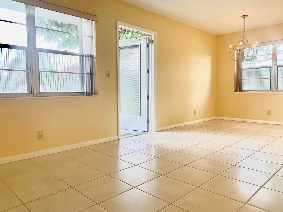 IMG_2112 at 81 Kingswood E, West Palm Beach