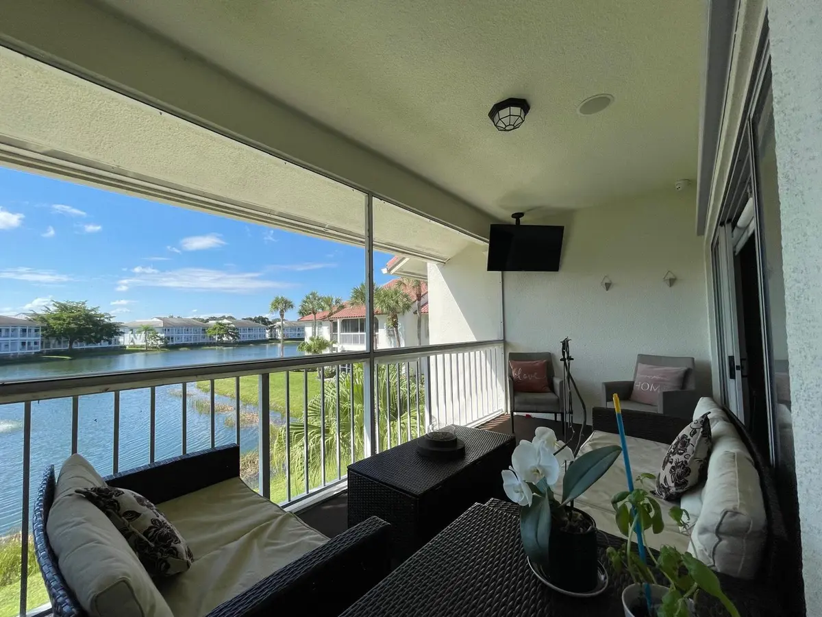 05702bb6-2f67-4130-87ee-867907f25b3a at 209 CYPRESS POINT Drive, Palm Beach Gardens