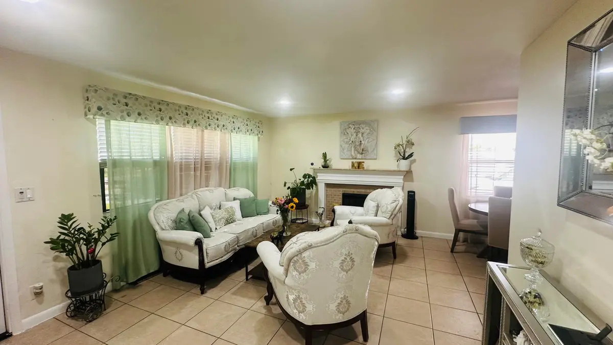 IMG_7170 at 6710 Forest Court, West Palm Beach