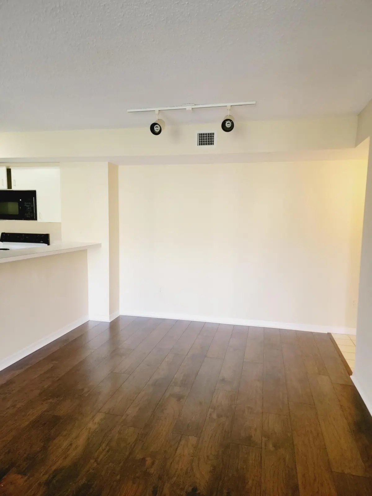 Dining Area at 2640 S University Drive 222, Davie