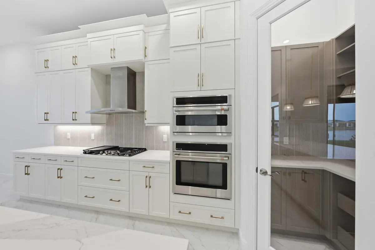 Kitchen at 5374 Saint Armands Way, Westlake