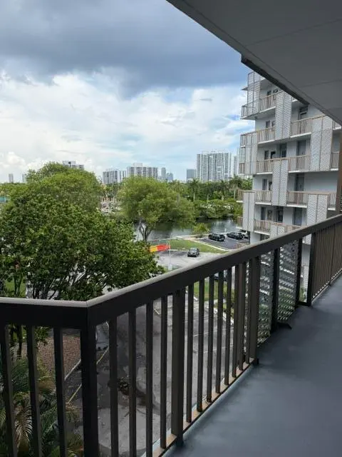 IMG_1455 at 3475 N COUNTRY CLUB Drive 508, Aventura