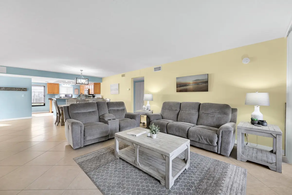 2400 S Ocean Drive 2215 at 2400 S Ocean Drive 2215, Fort Pierce