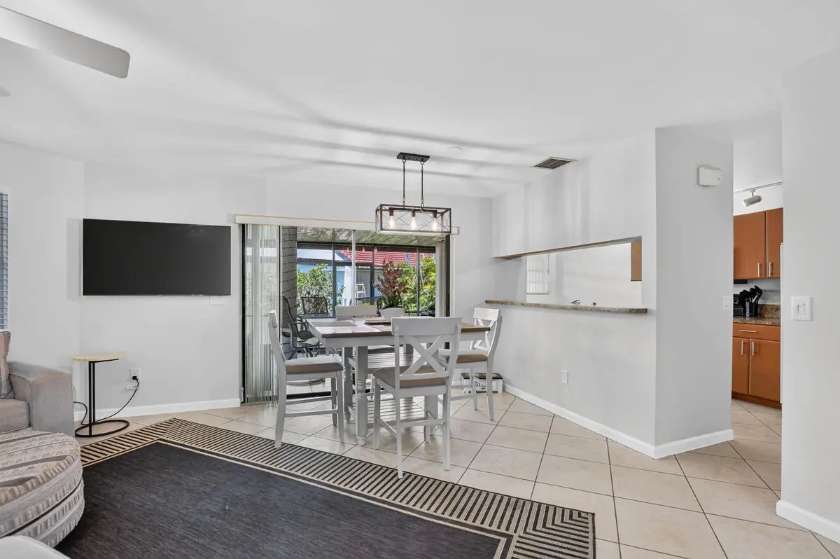 Dining Area at 327 NW 36TH Avenue, Deerfield Beach
