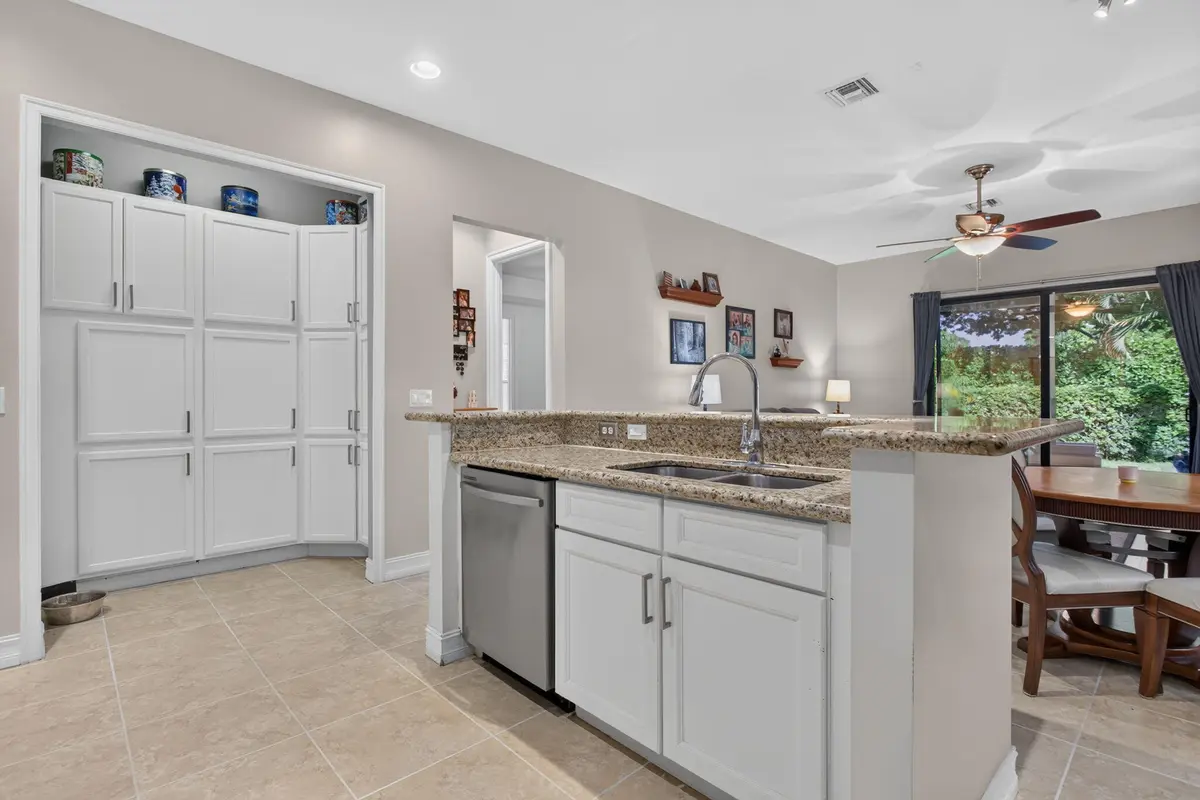 29-web-or-mls-7443-8417 at 7443 NW 113TH Avenue, Parkland