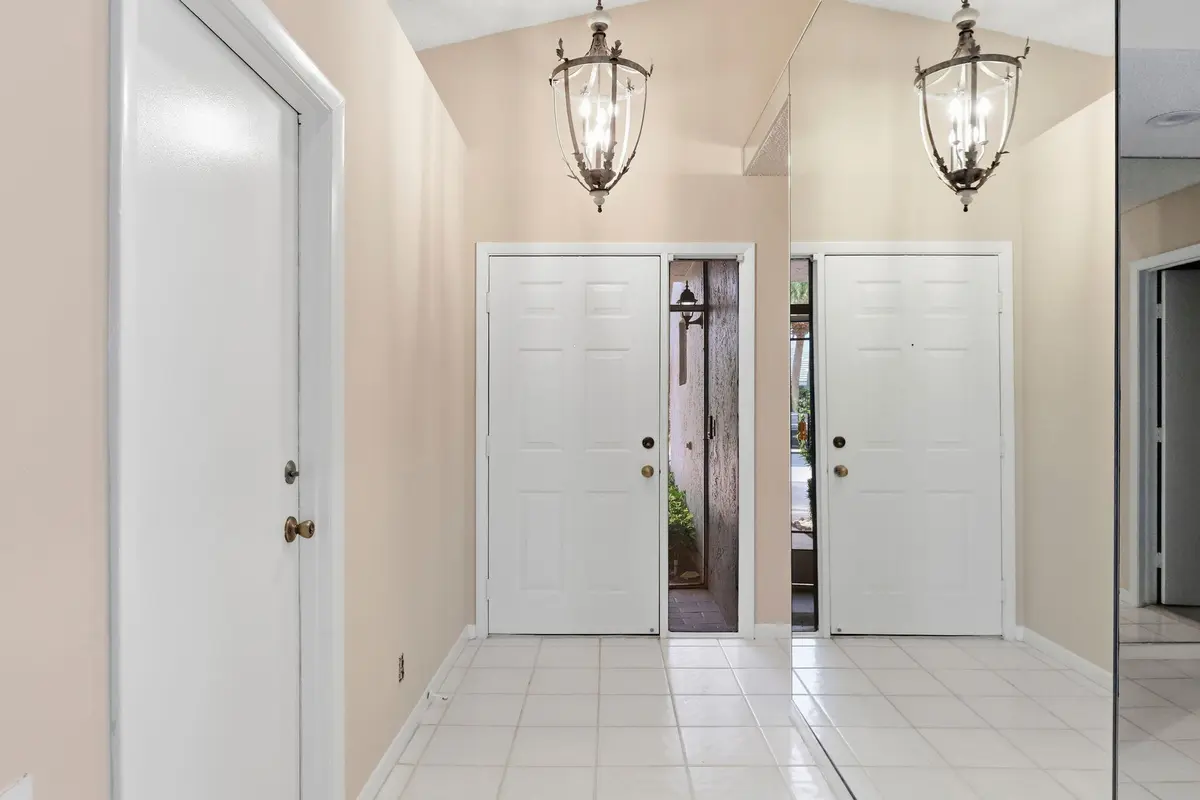 3-web-or-mls-003_0E2A5640 at 6170 BAY ISLES Drive, Boynton Beach