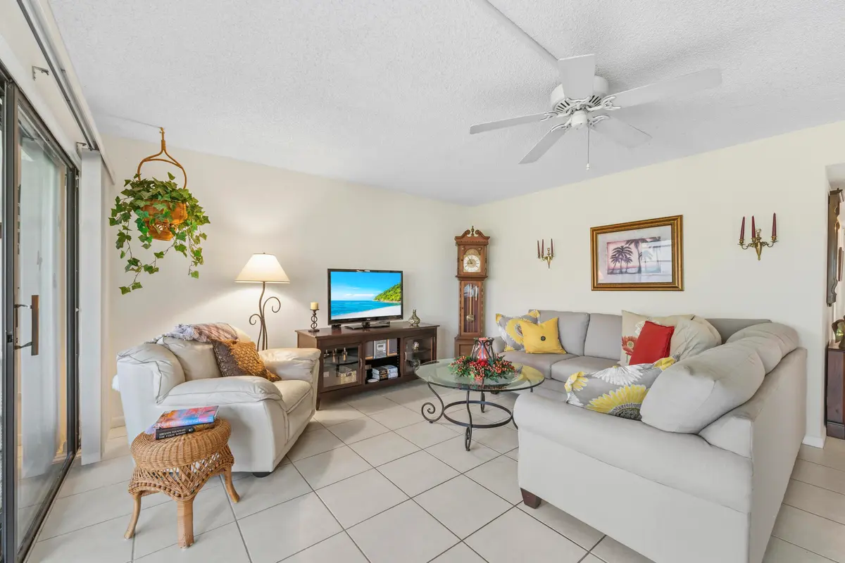 LIVING ROOM at 1600 NE Dixie Highway 4-107, Jensen Beach