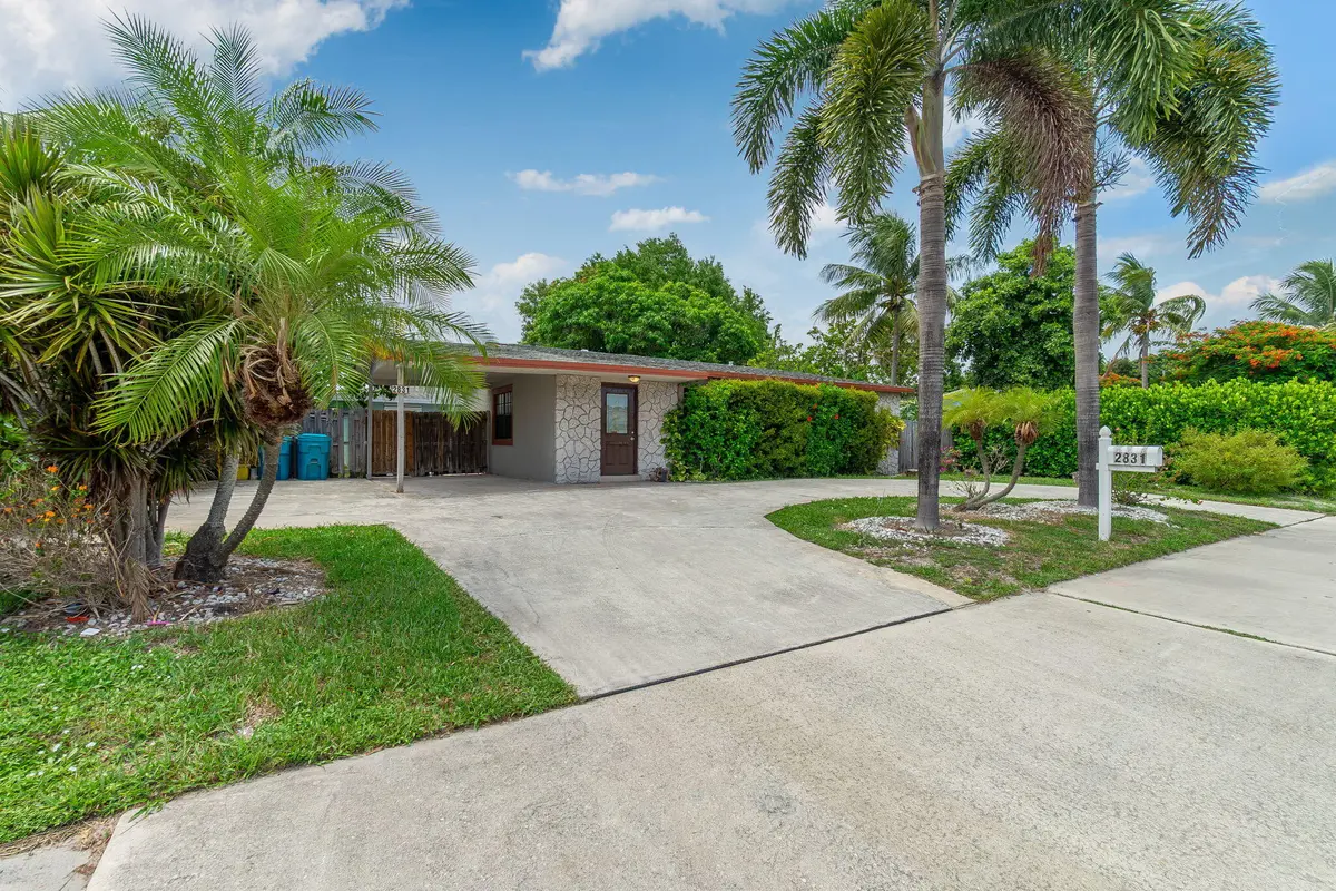 Front at 2831 N SEACREST Boulevard, Boynton Beach