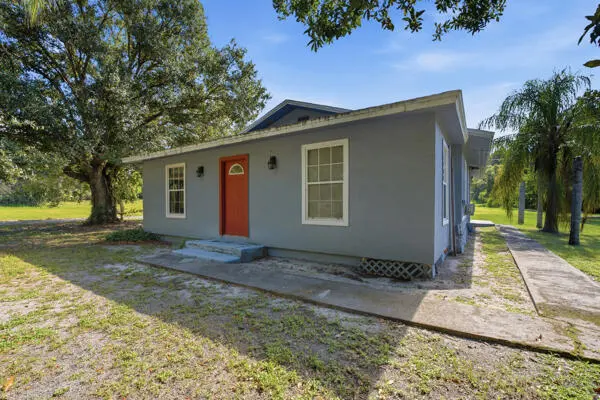 la 2 at 8698 63RD Avenue, Vero Beach