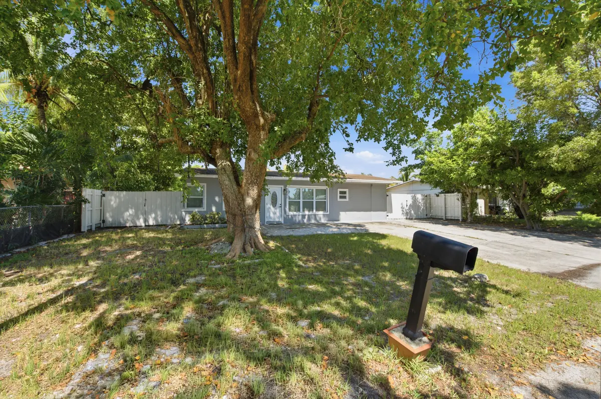 4__dsc8407 at 2801 NE 8TH Terrace, Pompano Beach