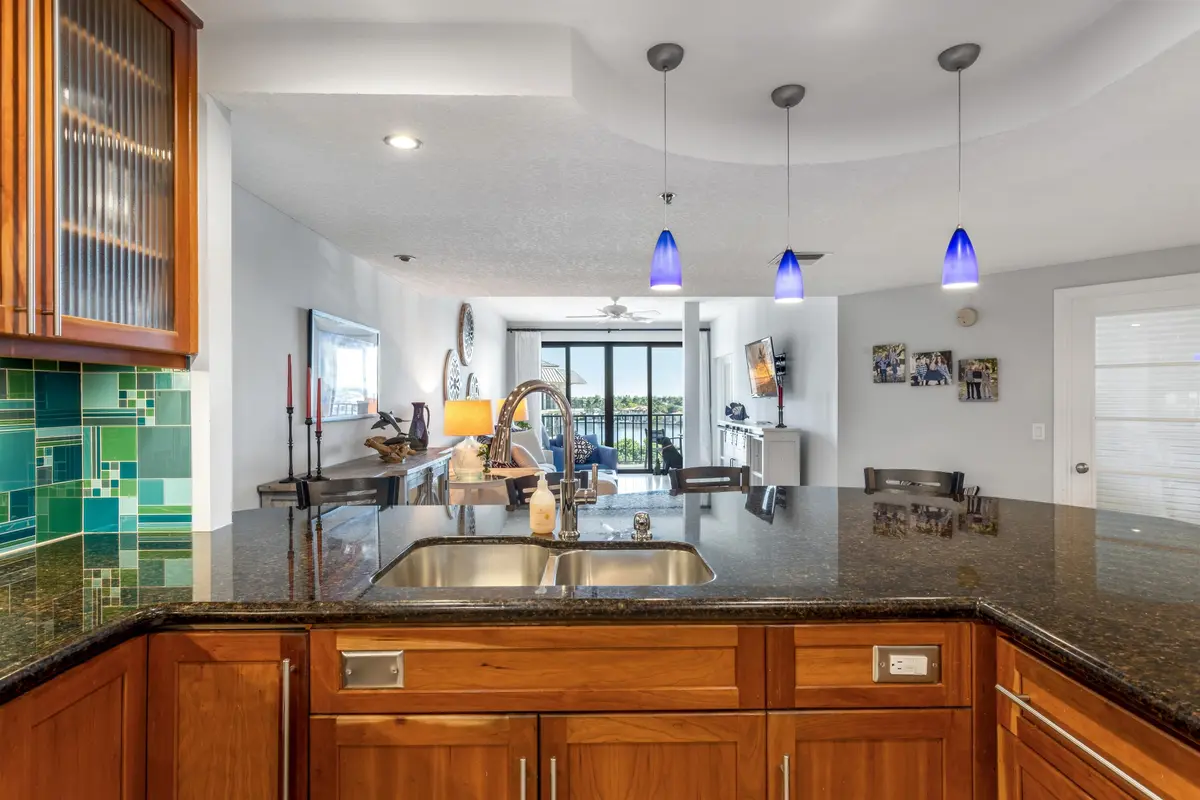 KITCHEN_TO_LIVING_ROOM at 1035 S Federal Highway Ph-11, Delray Beach