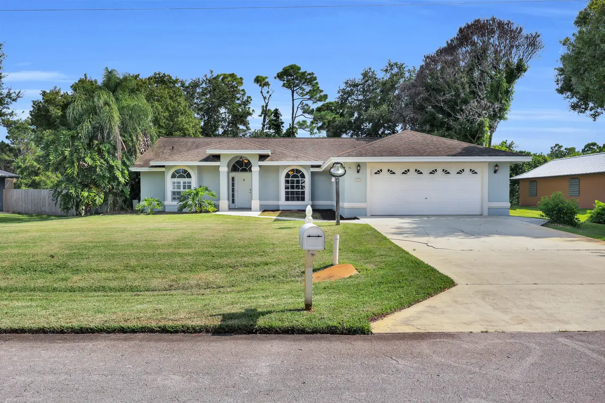 1_8p3a0371 at 4707 Paleo Pines Circle, Fort Pierce