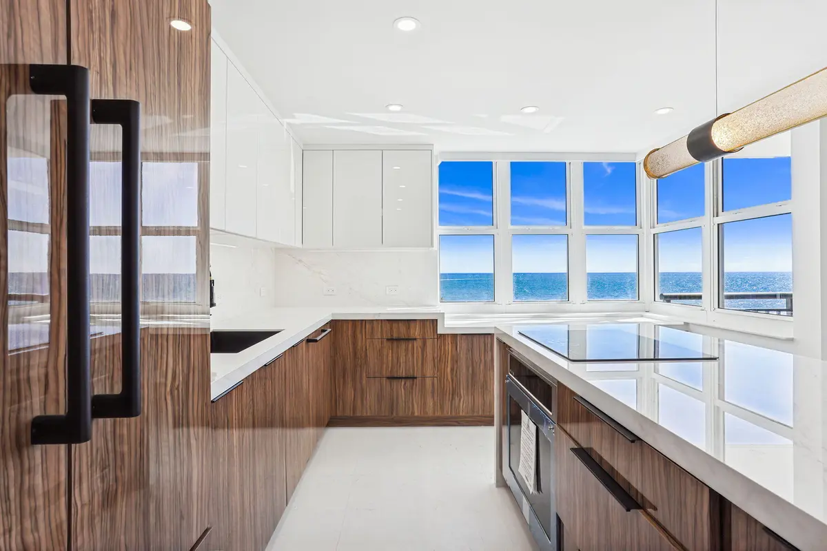 39-web-or-mls-0E2A0420 at 2000 S Ocean Boulevard 6E, Boca Raton