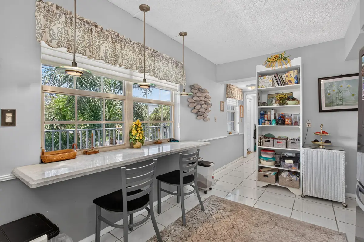 7-web-or-mls-806-8712 at 806 Cypress Grove Lane 304, Pompano Beach