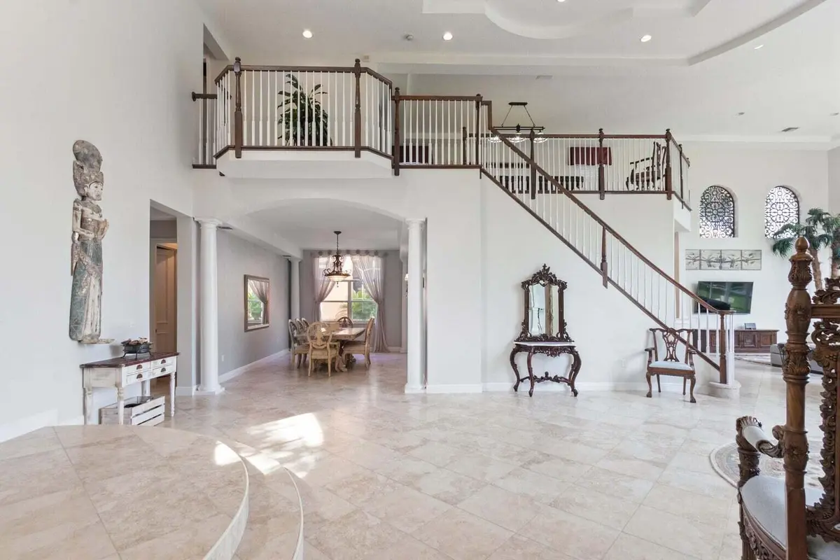 SPACIOUS HIGH CEILINGS at 2183 Widener Terrace, Wellington