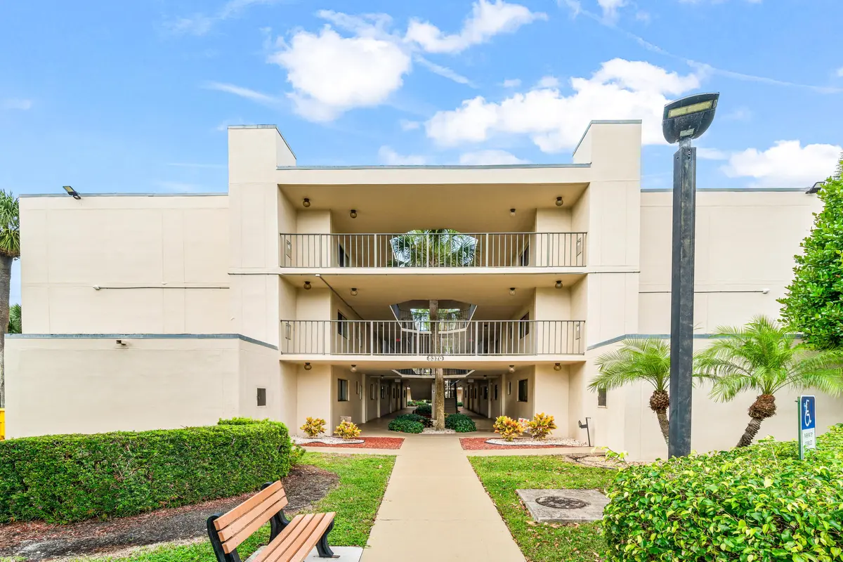 003-5370LasVerdesCircle-209-DelrayBeach- at 5370 LAS VERDES Circle 209, Delray Beach