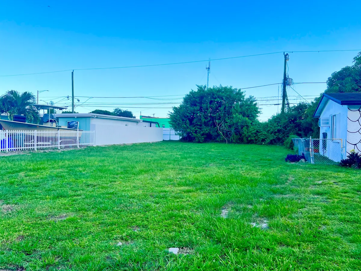 FletcherSTVacantLot at 5226 Fletcher Street, Hollywood
