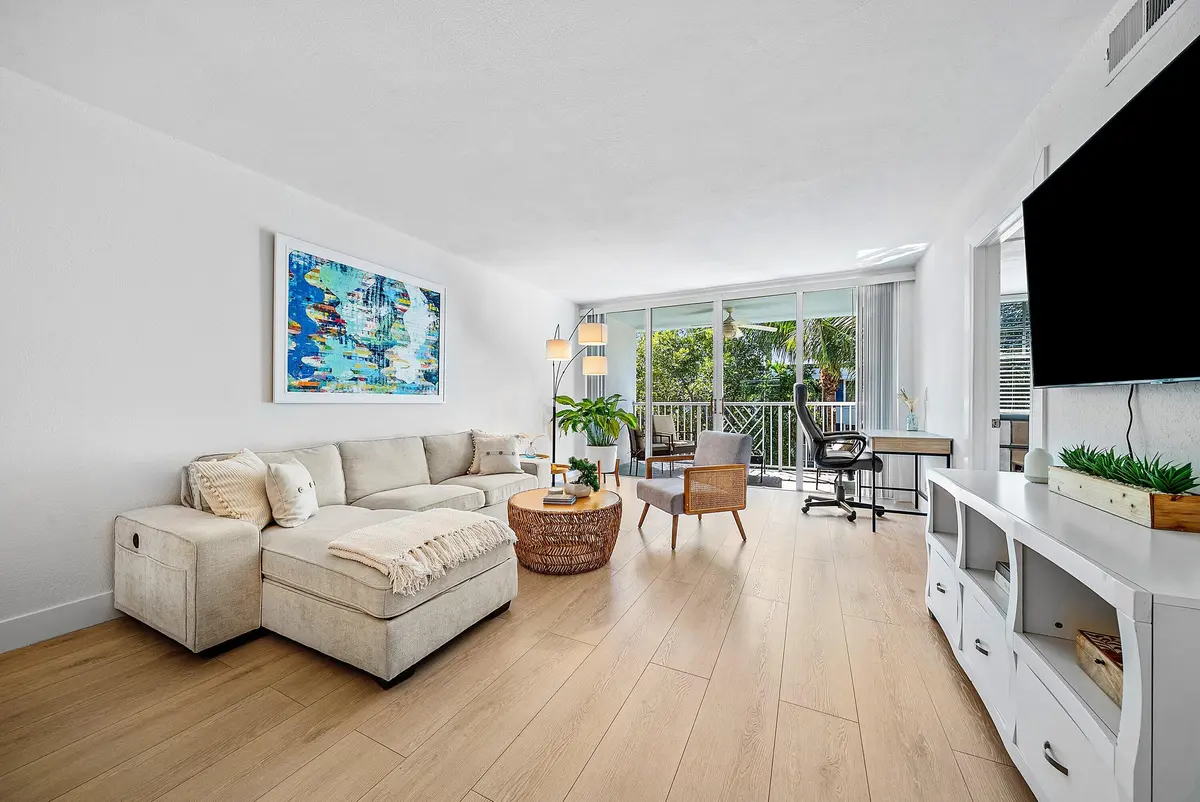 010-621EastWoolbrightRoad-B407-BoyntonBe at 621 E Woolbright Road B407, Boynton Beach