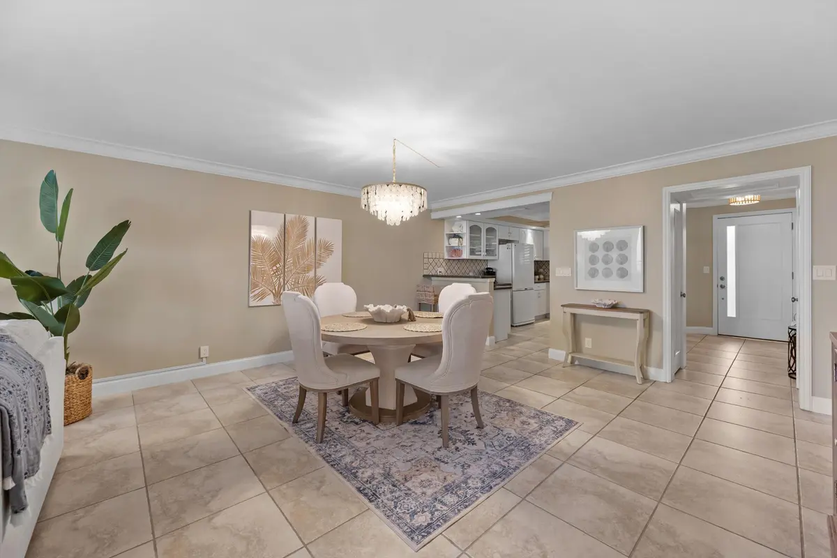 350 Beach Rd 204 at 350 S Beach Road 204, Jupiter