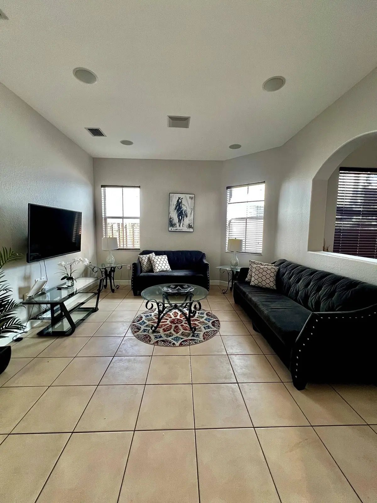 WhatsApp Image 2026-08-13 at 14.14.01 at 8874 NW 182ND Street, Hialeah