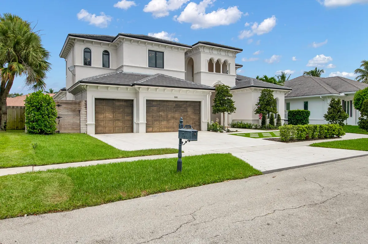 741-80 at 741 SW 15th Street, Boca Raton