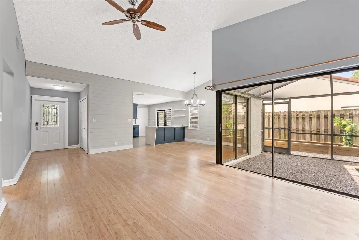 Living at 1310 NW 22ND Avenue, Delray Beach