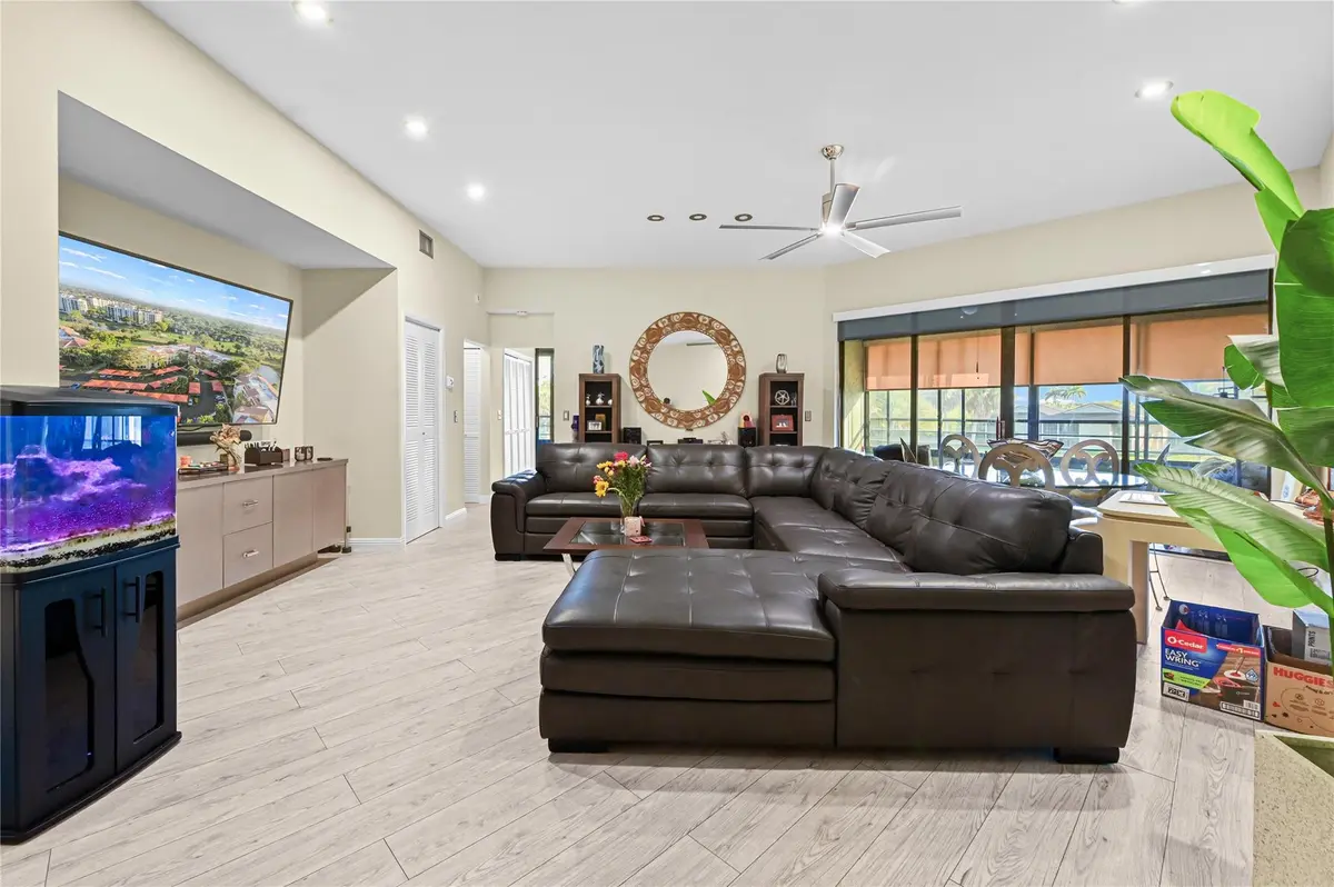 Photo 5 at 7520 La Paz Boulevard 306, Boca Raton