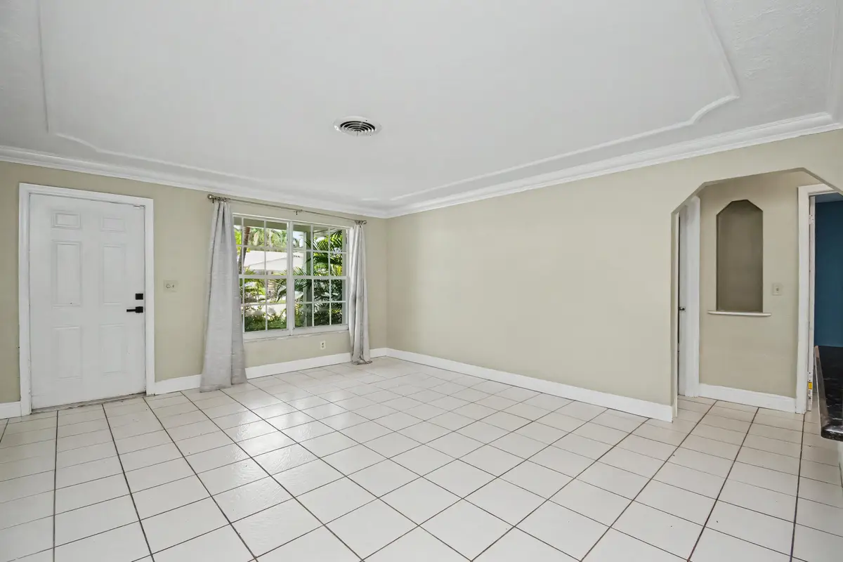9EB88C29-C9EF-4D56-871D-D2C26438BD1C at 71 18th Avenue, Lake Worth Beach