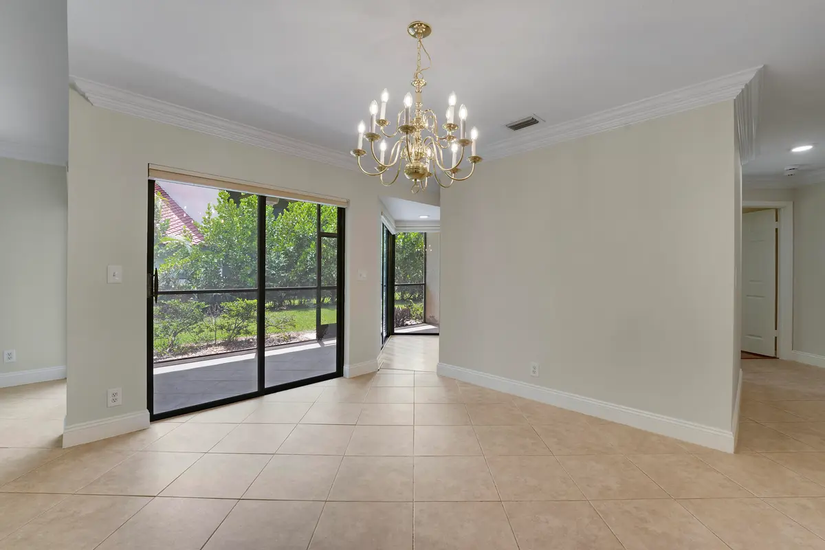 Dining Area at 13 Lexington Lane A, Palm Beach Gardens
