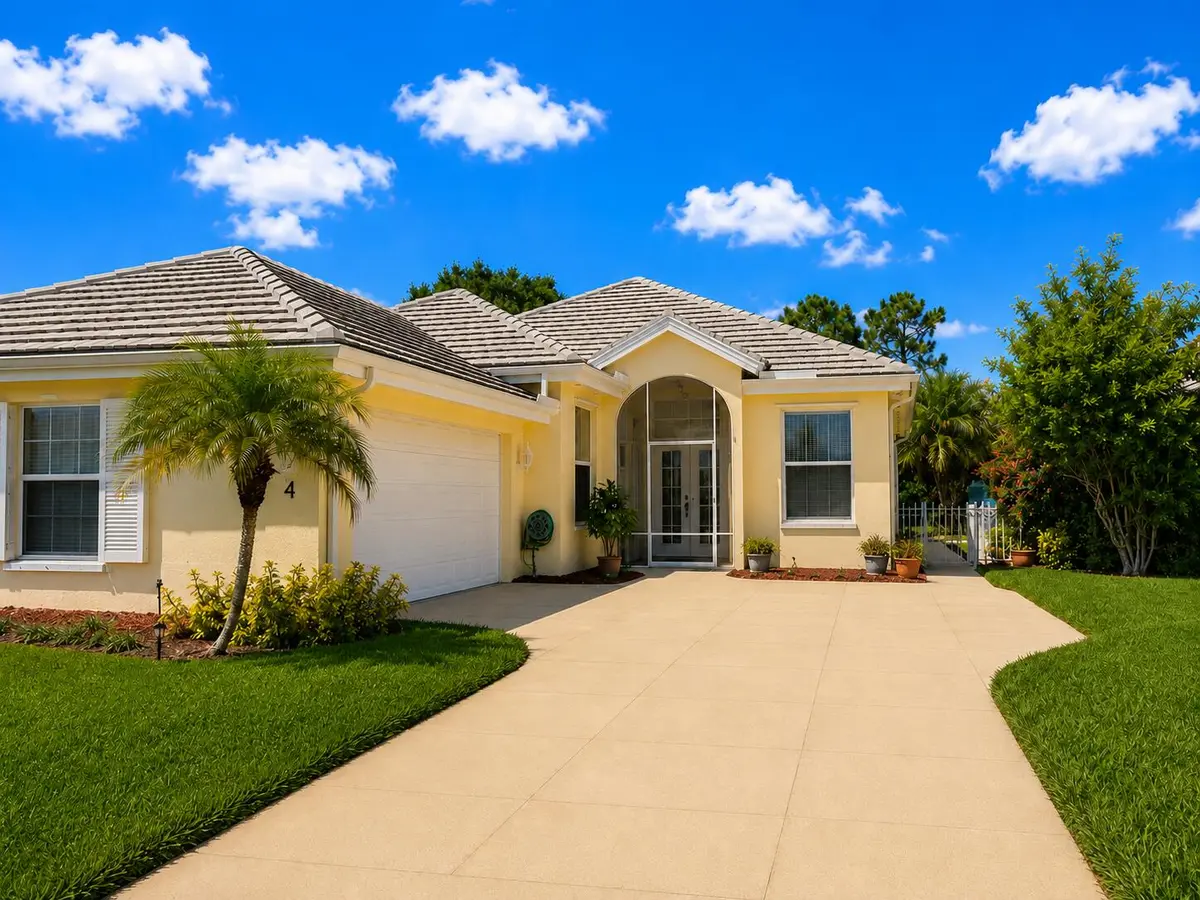 Front Exterior at 7564 SE BAY CEDAR Circle, Hobe Sound