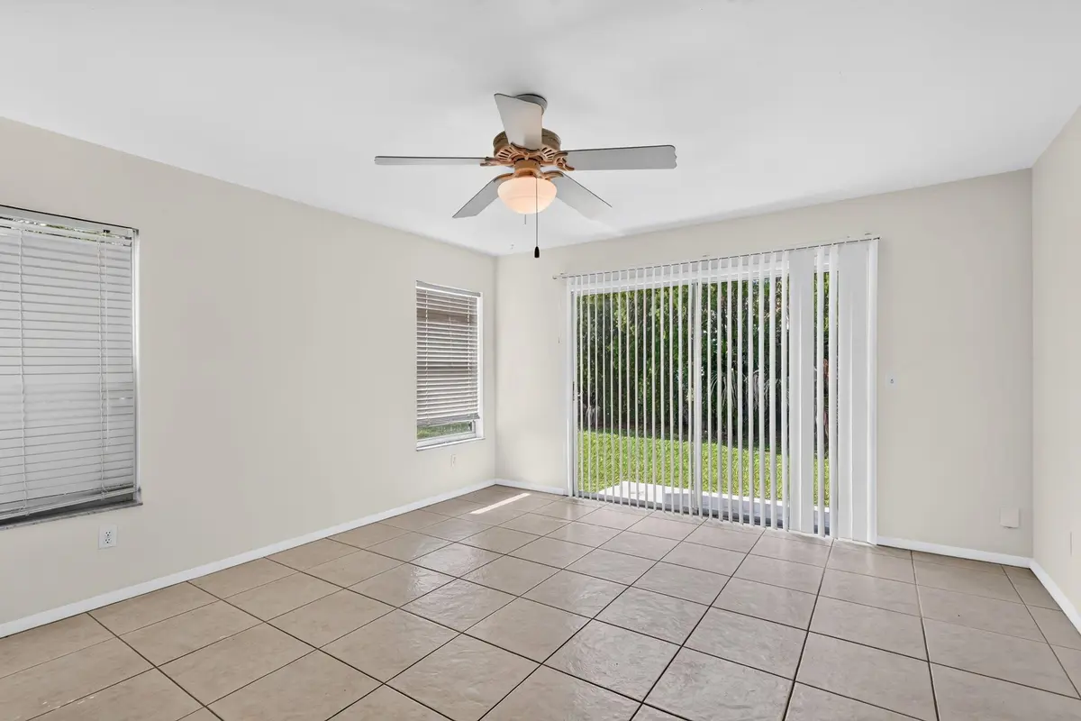 7-web-or-mls-5P1A6469 at 1713 SE Ryecroft Court, Port St. Lucie
