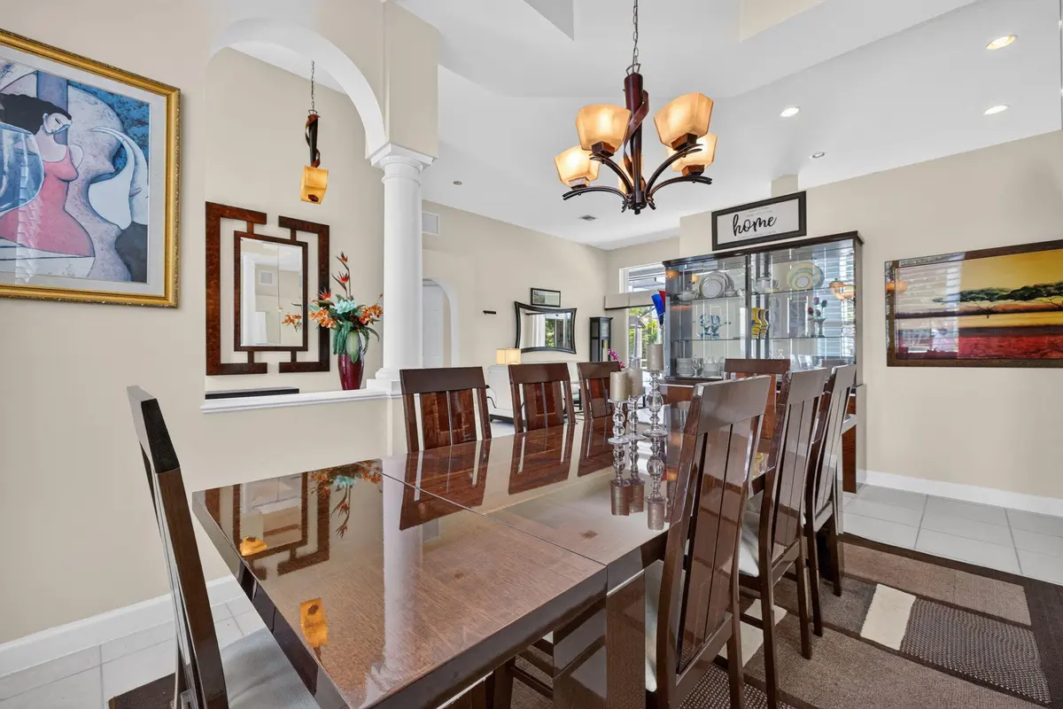 Dining Area at 755 SW RIVER BEND Circle, Stuart