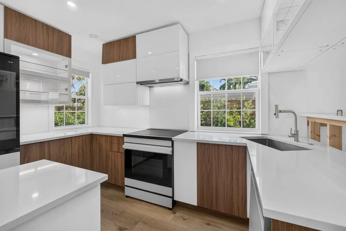 24-web-or-mls-5D1A1971 at 1309 N PALMWAY, Lake Worth Beach