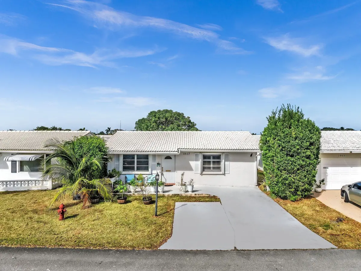 Primary Photo at 1907 SW 22ND Avenue, Boynton Beach
