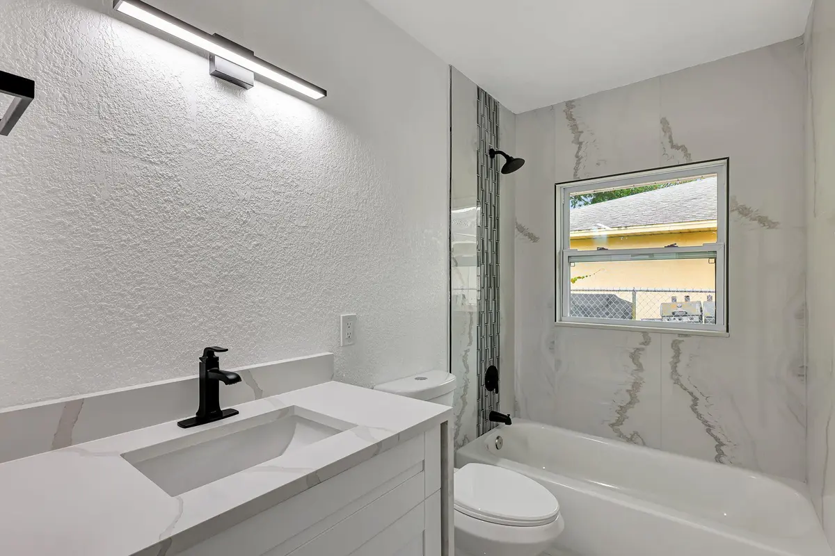 25-web-or-mls-5P1A10107 at 1825 39th Avenue, Vero Beach