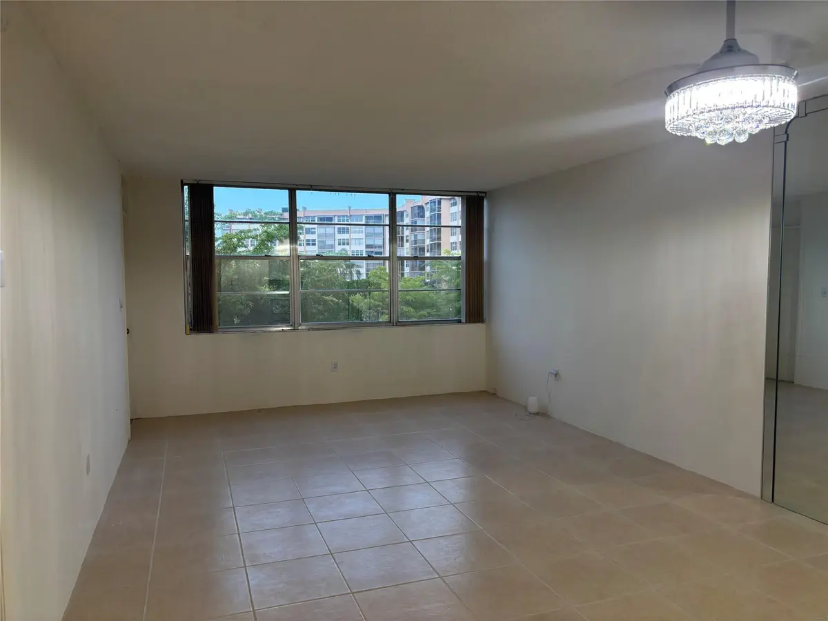 LIVING ROOM/DR at 1100 SAINT CHARLES Place 313, Pembroke Pines