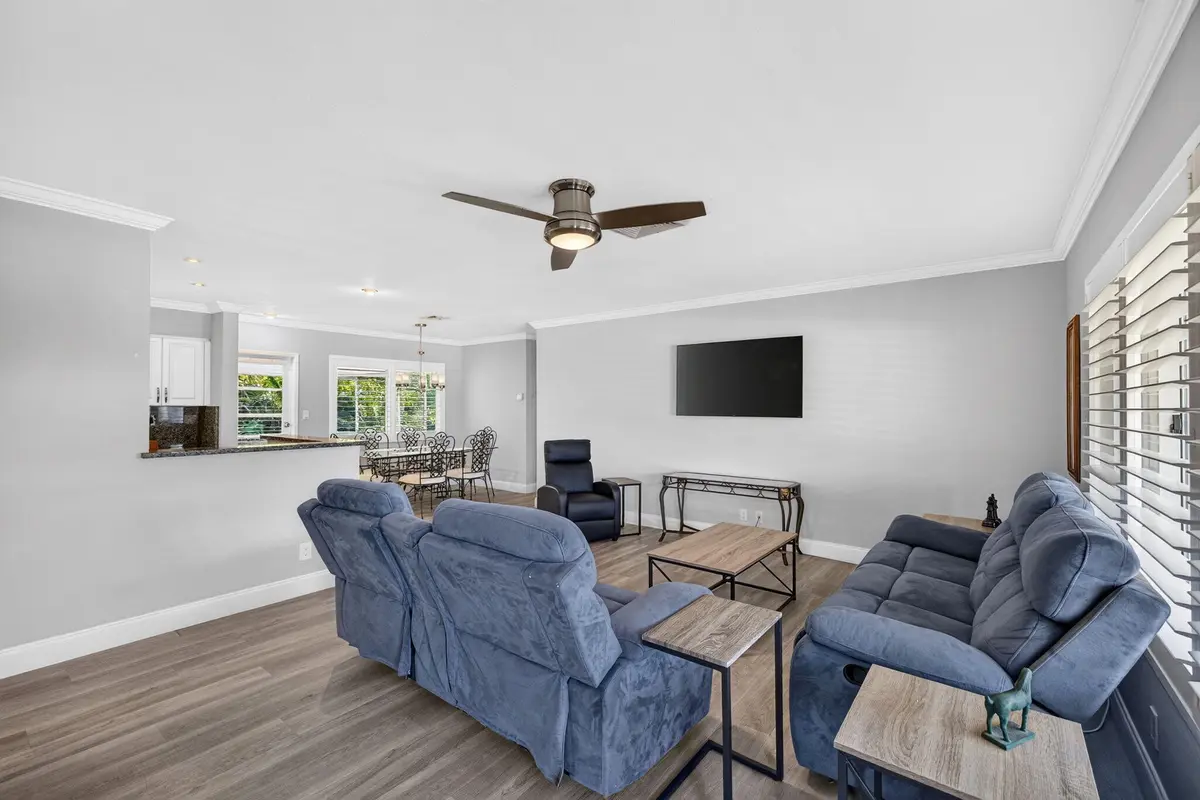 6-web-or-mls-699A8901 at 1858 NE 34TH Street, Oakland Park