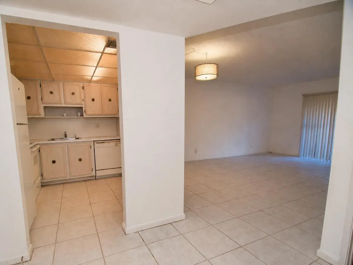 5 257 S Cypress W at 257 S CYPRESS Road 406, Pompano Beach
