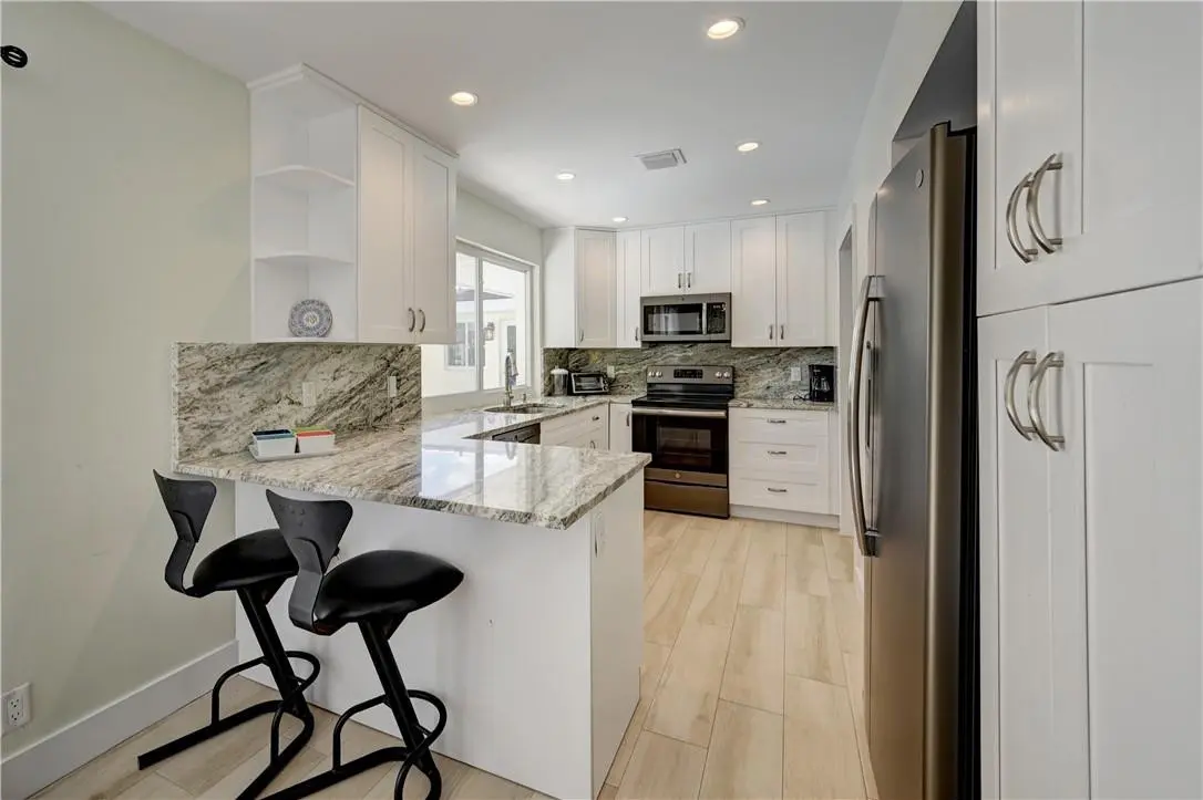 Photo 3 at 840 SW 7TH Street, Boca Raton