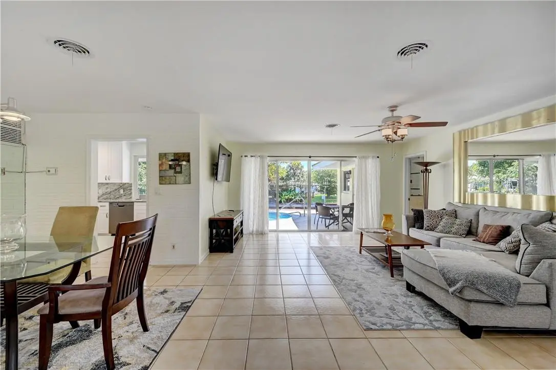 Photo 5 at 840 SW 7TH Street, Boca Raton