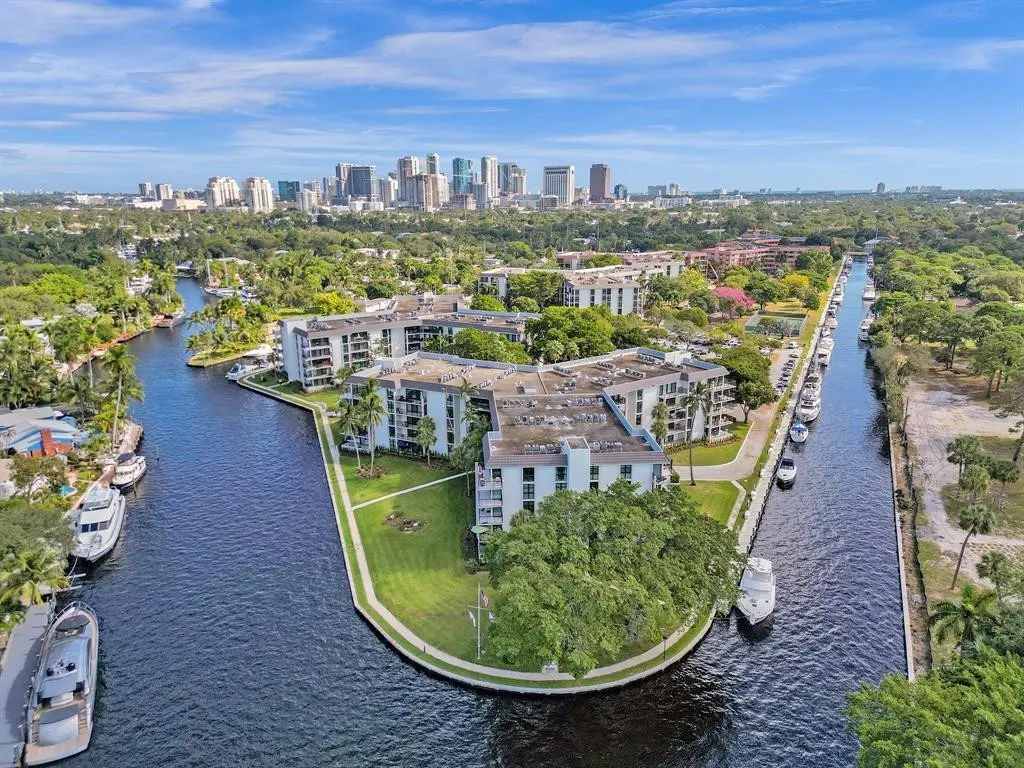 Photo 2 at 1301 RIVER REACH Drive 514, Fort Lauderdale