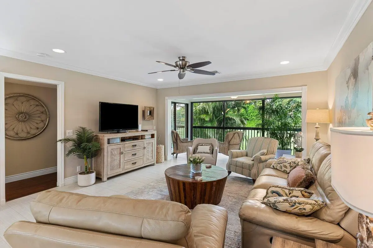 Interior living area at 4321 B Quail Ridge Drive Sandpiper, Boynton Beach