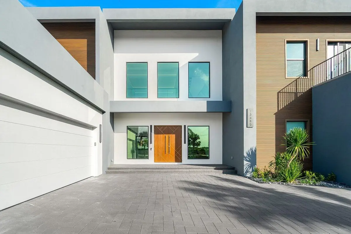 FRONT at 13480 US HIGHWAY 1, Juno Beach
