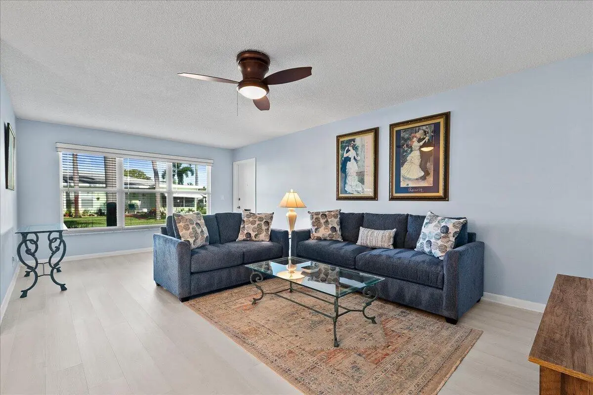 05-JLC_3465 at 220 COUNTRY Lane B, Boynton Beach